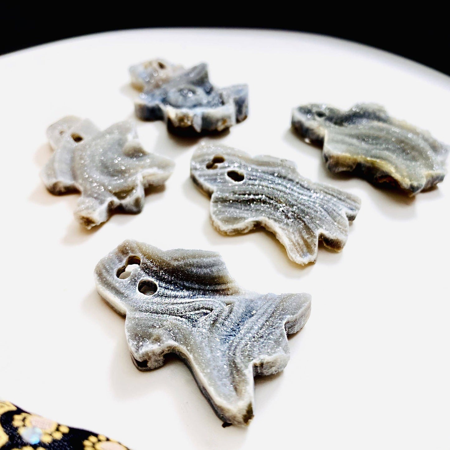 Crystal Chalcedony Ghost Cabochons Halloween Witch Decor: Style 1