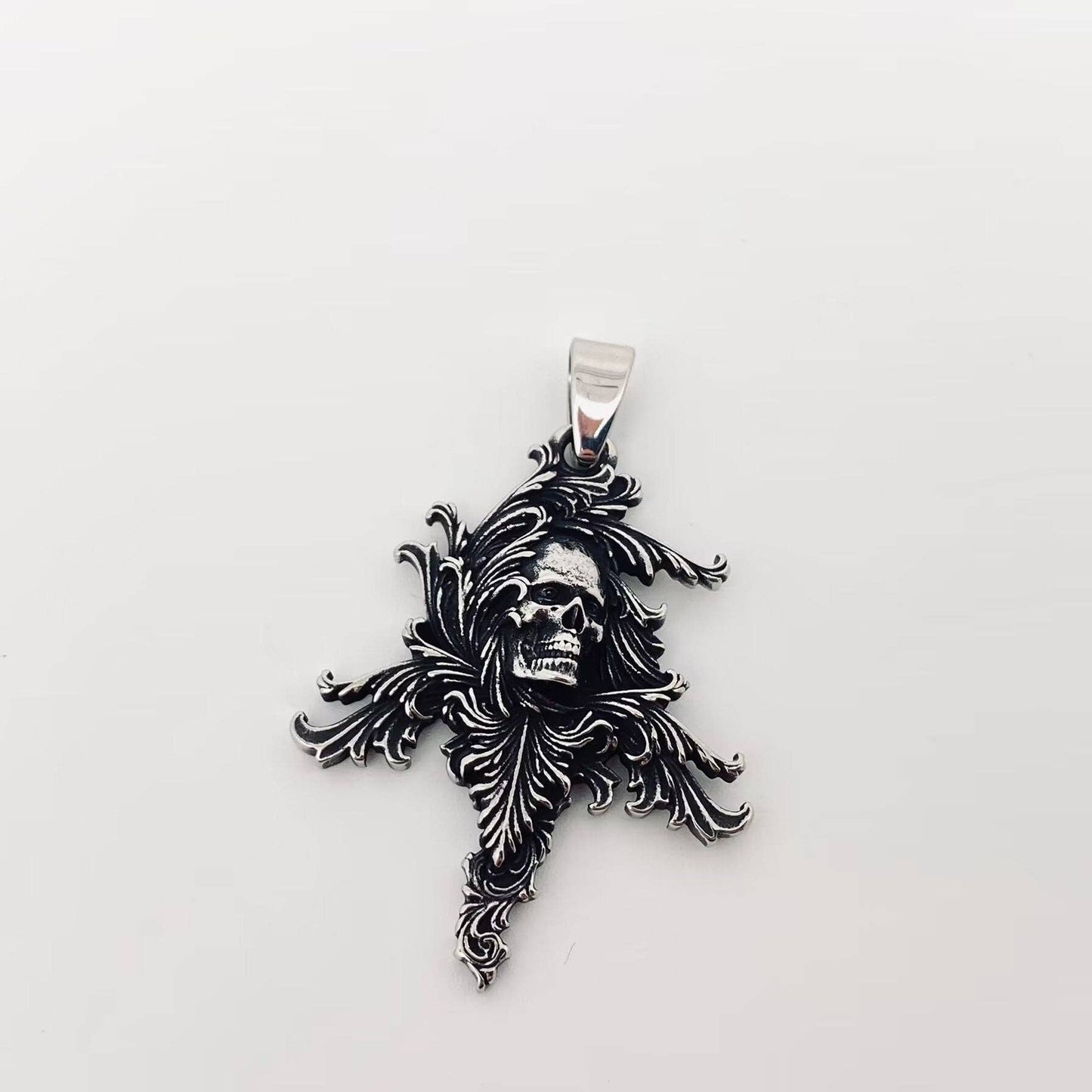Gothic Style Stainless Steel Skull Pendant - MJ/MNP: Single Pendant