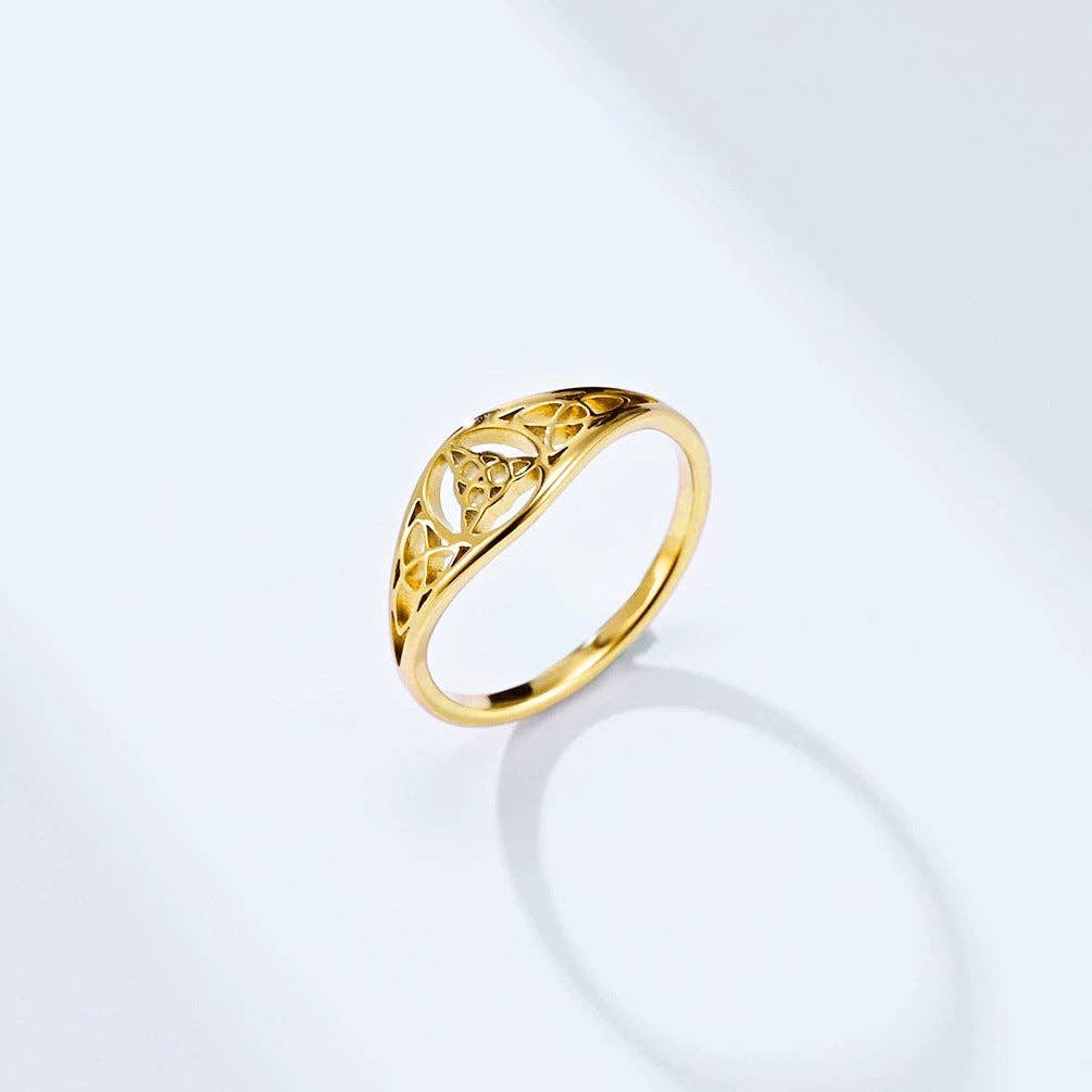 Viking Triangular Knot Hollow Titanium Steel Ring for Women: Steel / 7#