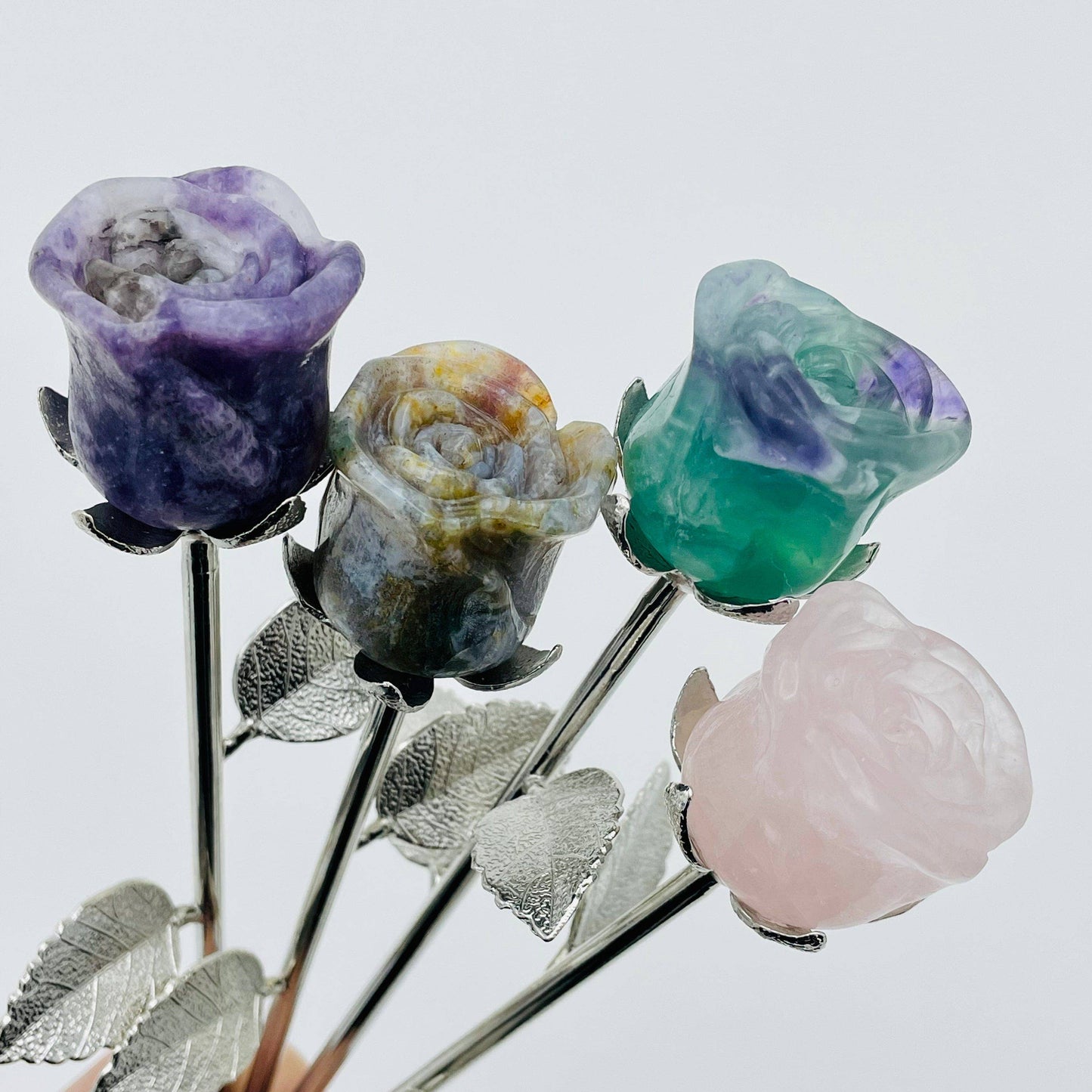 Crystal Rose - Carved Stone -: Labradorite / Gold