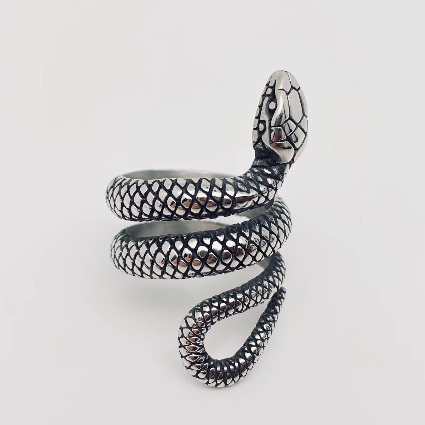 Snake Stainless Steel Ring - MJ/MR: Black / 8