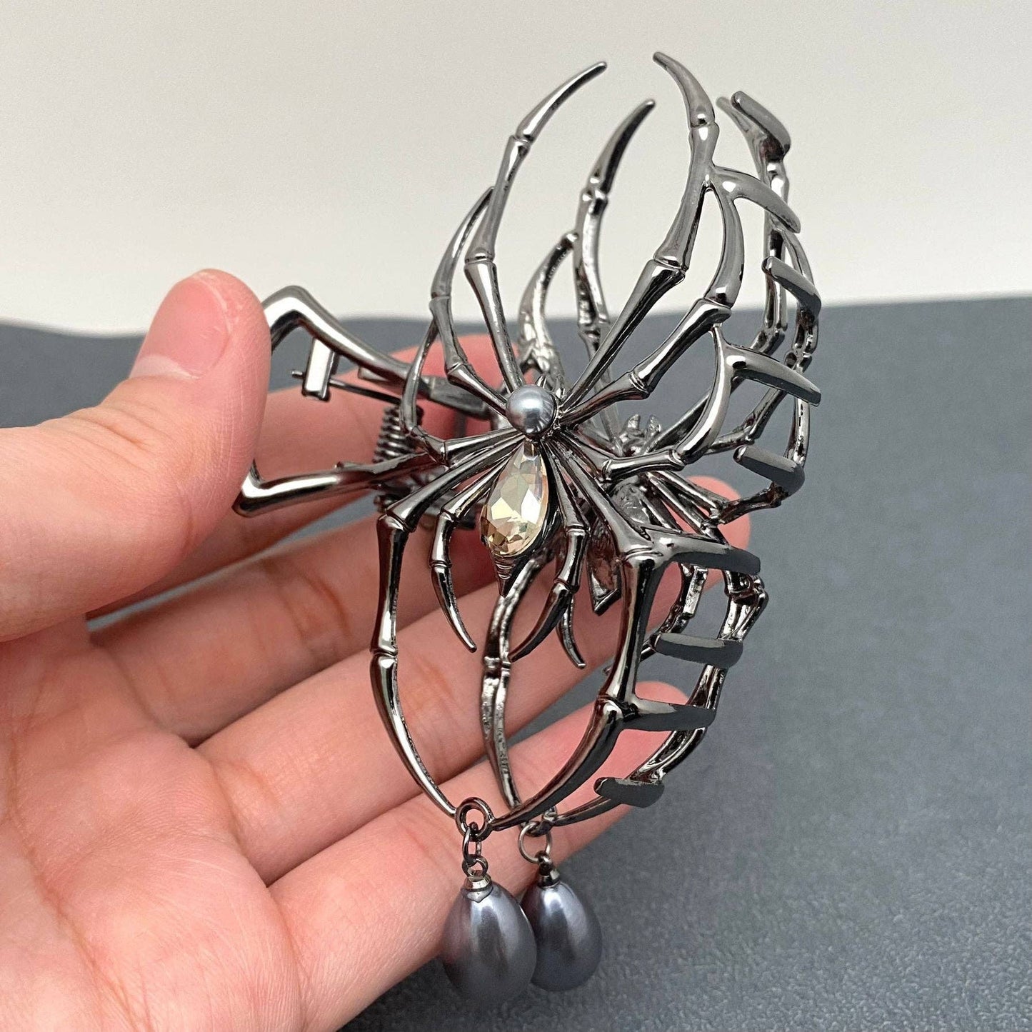 Gothic Large Spider Hair Claw Clips - GT: Silver