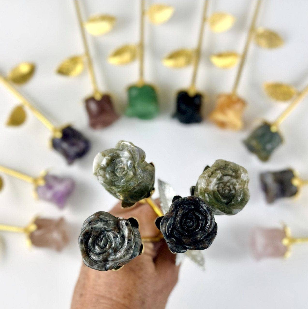 Crystal Rose - Carved Stone -: Labradorite / Gold